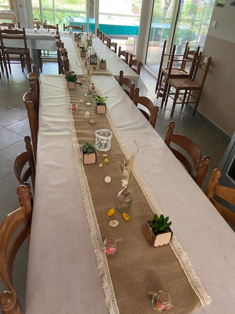 Accueil de groupe - Tables salle à manger